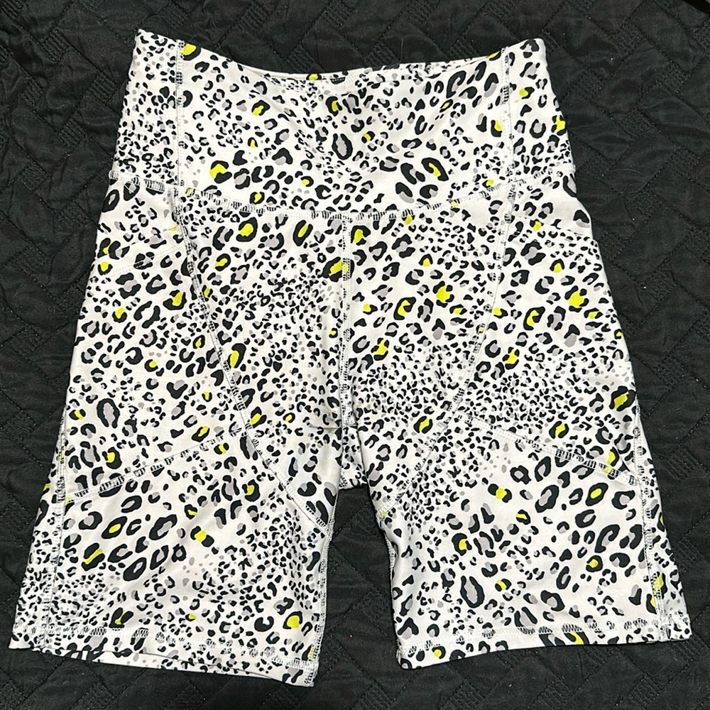 Medium CycleHouse biker shorts
